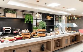 Monaco Hotel&Convention By Easy Class